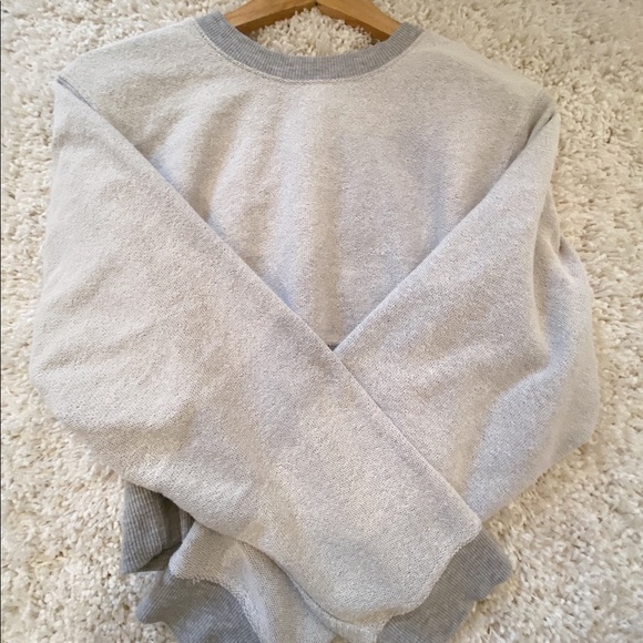basic sweatshirt - Picture 2 of 5